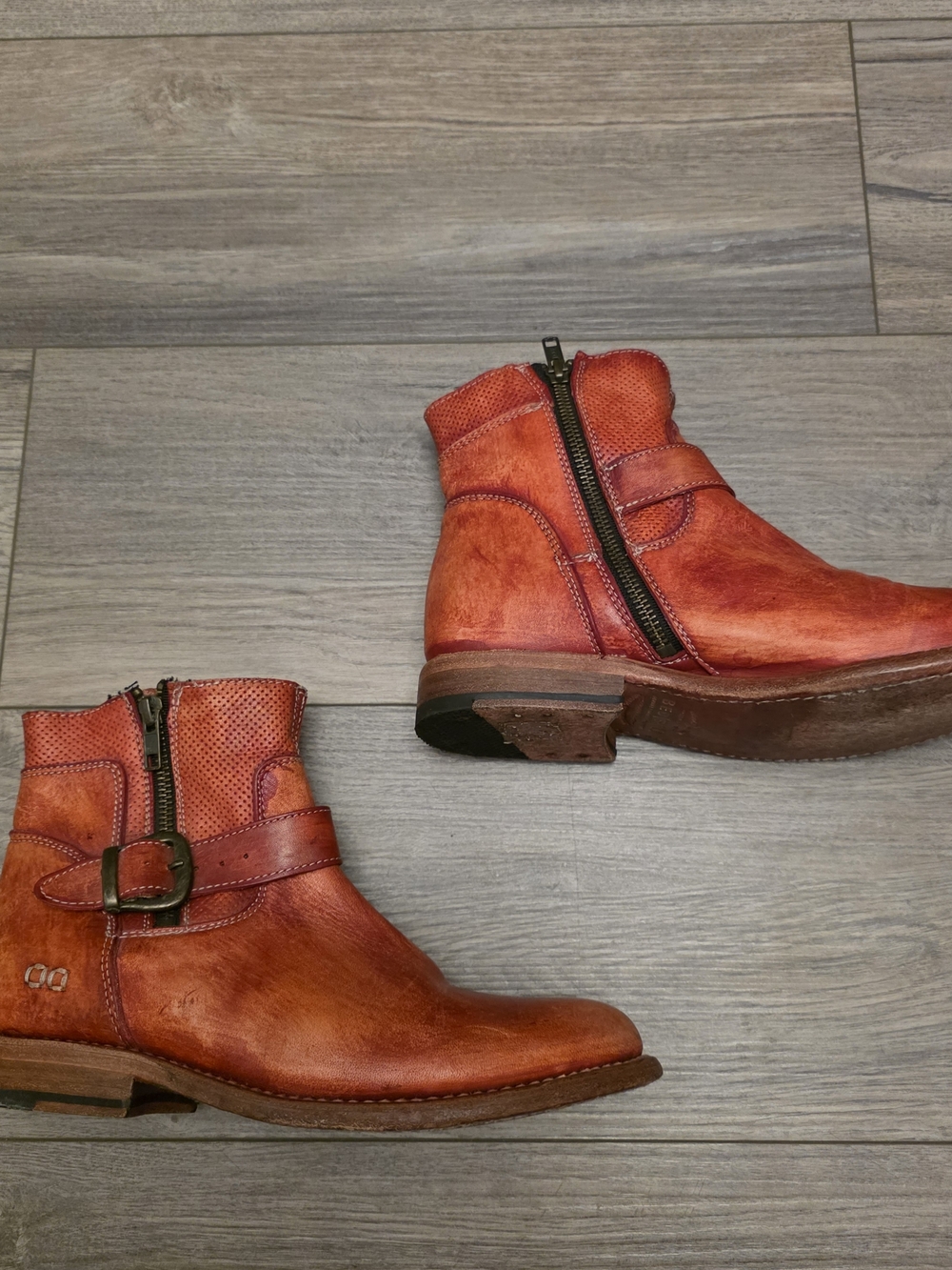 Boots Ankle Bed|Stü BECCA Artisan Leather Ankle Boots – Rare Scarlet/Red Patina - Picture 2 of 9